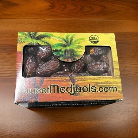 California's Finest: Sweet Medjool Dates